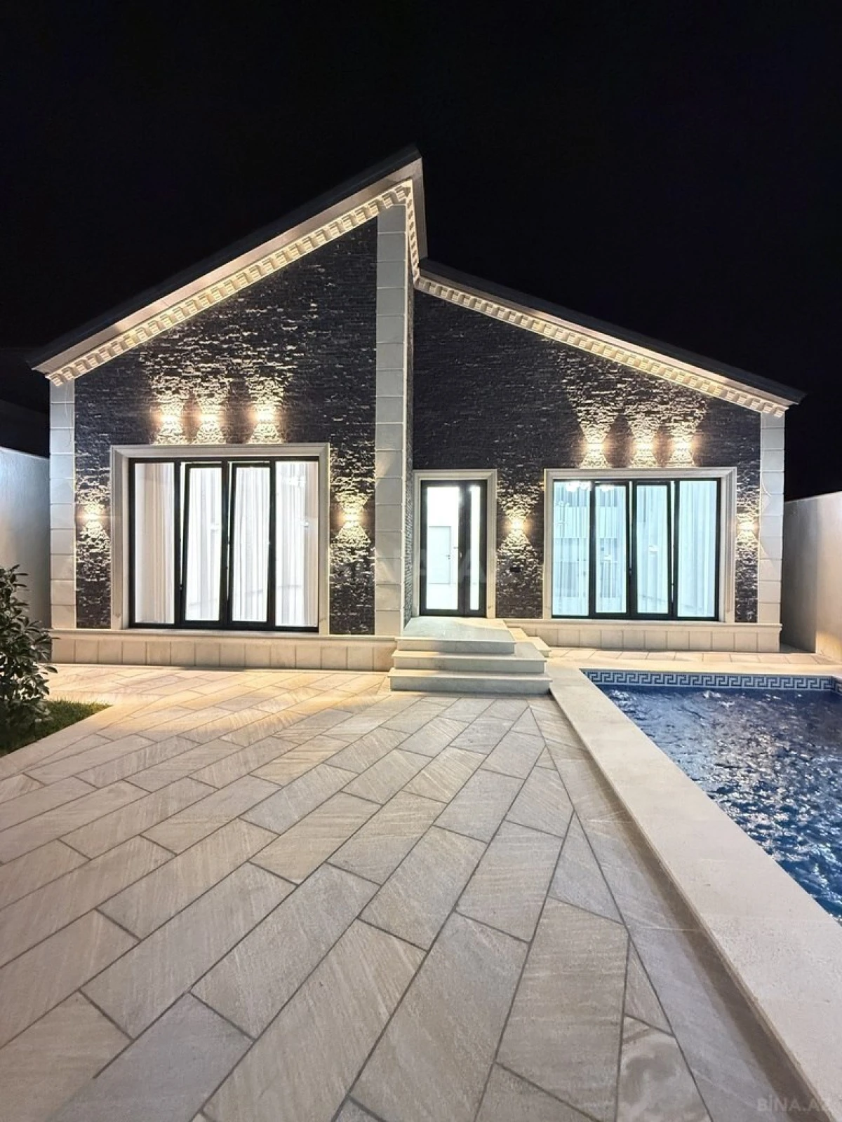 Satılır 4 otaqlı həyət evi 150 m²