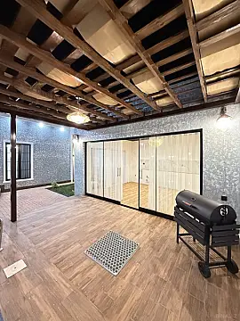 Satılır 5 otaqlı həyət evi 200 m²
