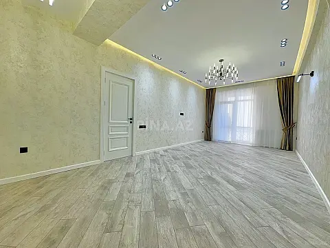 Satılır 4 otaqlı mənzil 127 m²
