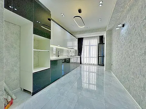 Satılır 4 otaqlı mənzil 127 m² — Bakı 4 otaq 127.00 m²