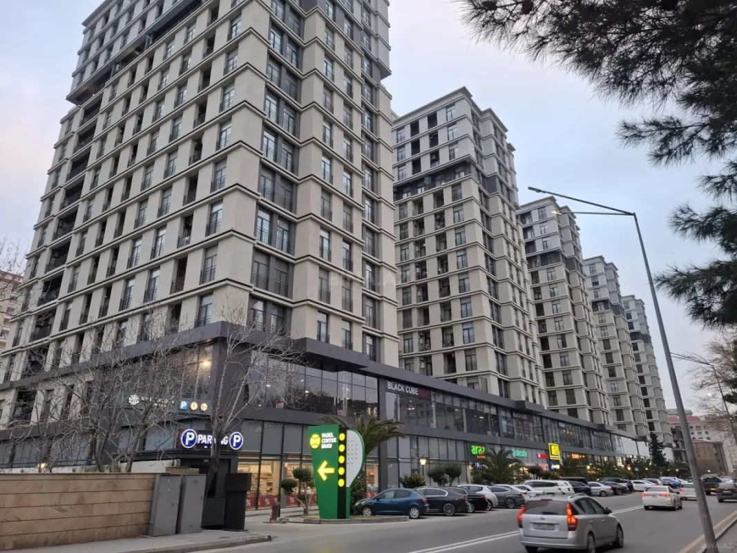 Satılır 4 otaqlı mənzil 129 m²