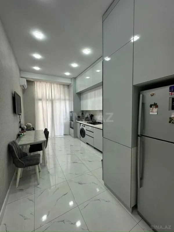Satılır 4 otaqlı mənzil 129 m²