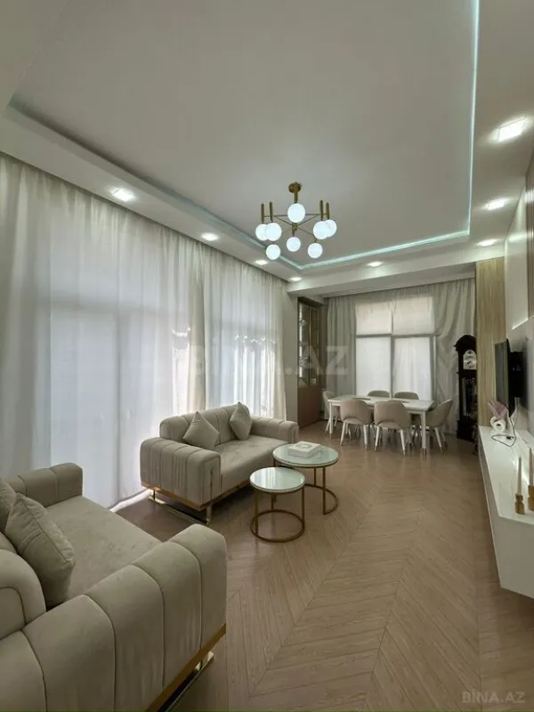 Satılır 4 otaqlı mənzil 129 m²