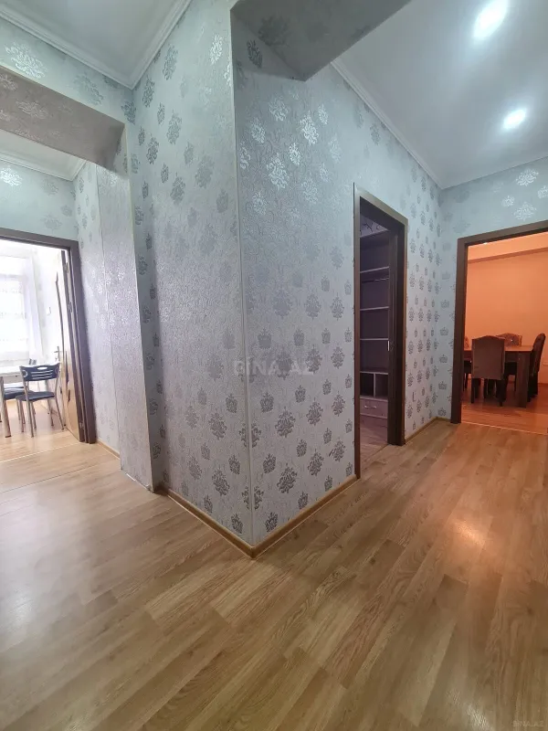 Satılır 2 otaqlı mənzil 73 m²