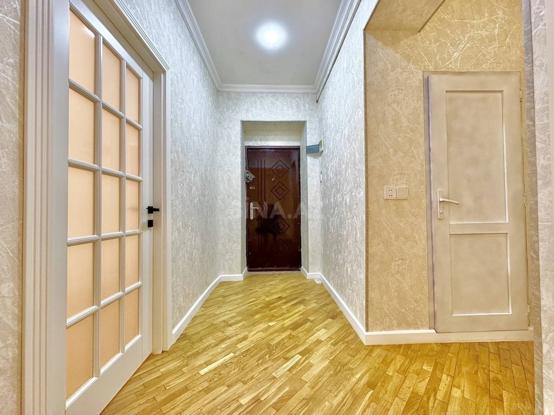 Satılır 3 otaqlı mənzil 90 m²