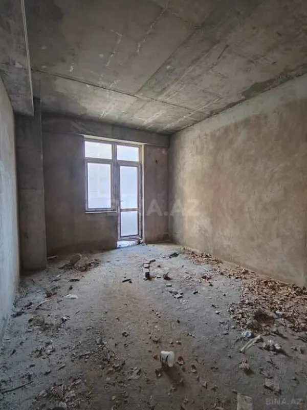 Satılır 3 otaqlı mənzil 108 m²