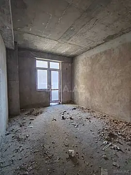 Satılır 3 otaqlı mənzil 108 m²