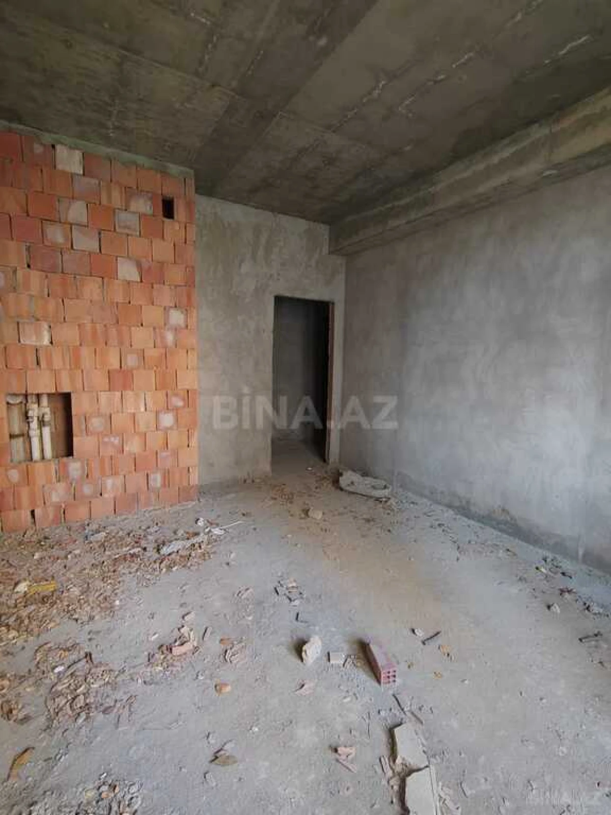 Satılır 3 otaqlı mənzil 108 m²