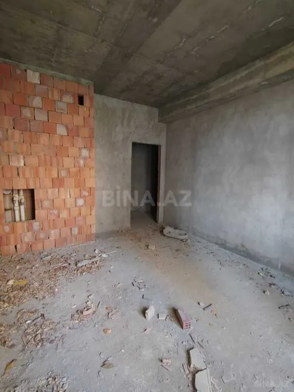 Satılır 3 otaqlı mənzil 108 m²