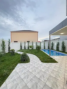 Satılır 4 otaqlı həyət evi 180 m²