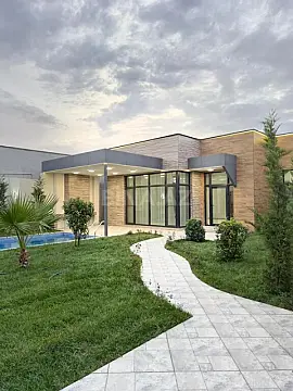 Satılır 4 otaqlı həyət evi 180 m²