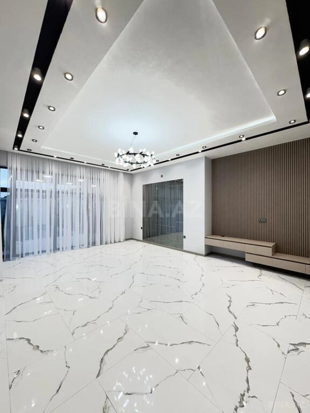 Satılır 4 otaqlı həyət evi 180 m²