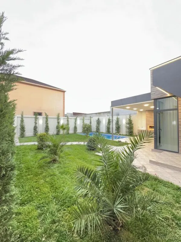 Satılır 4 otaqlı həyət evi 180 m²
