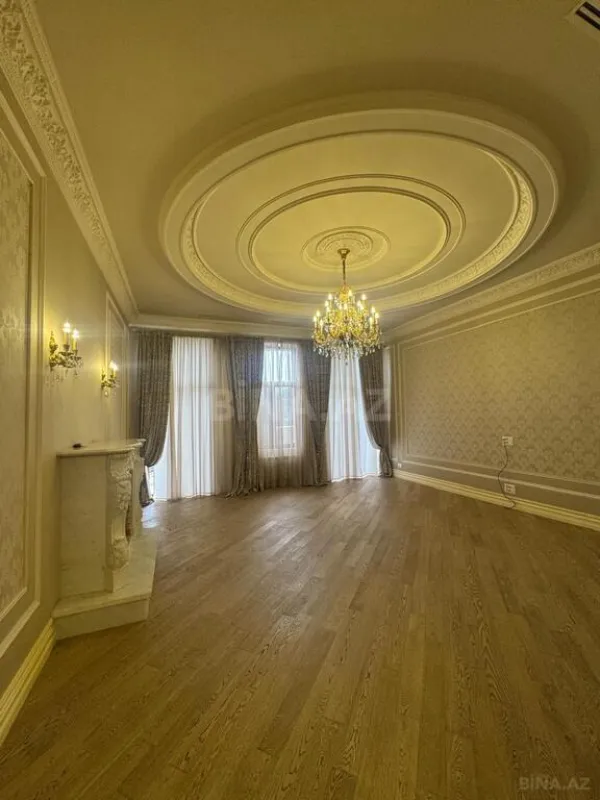 Kirayə verilir 6 otaqlı mənzil 360 m²