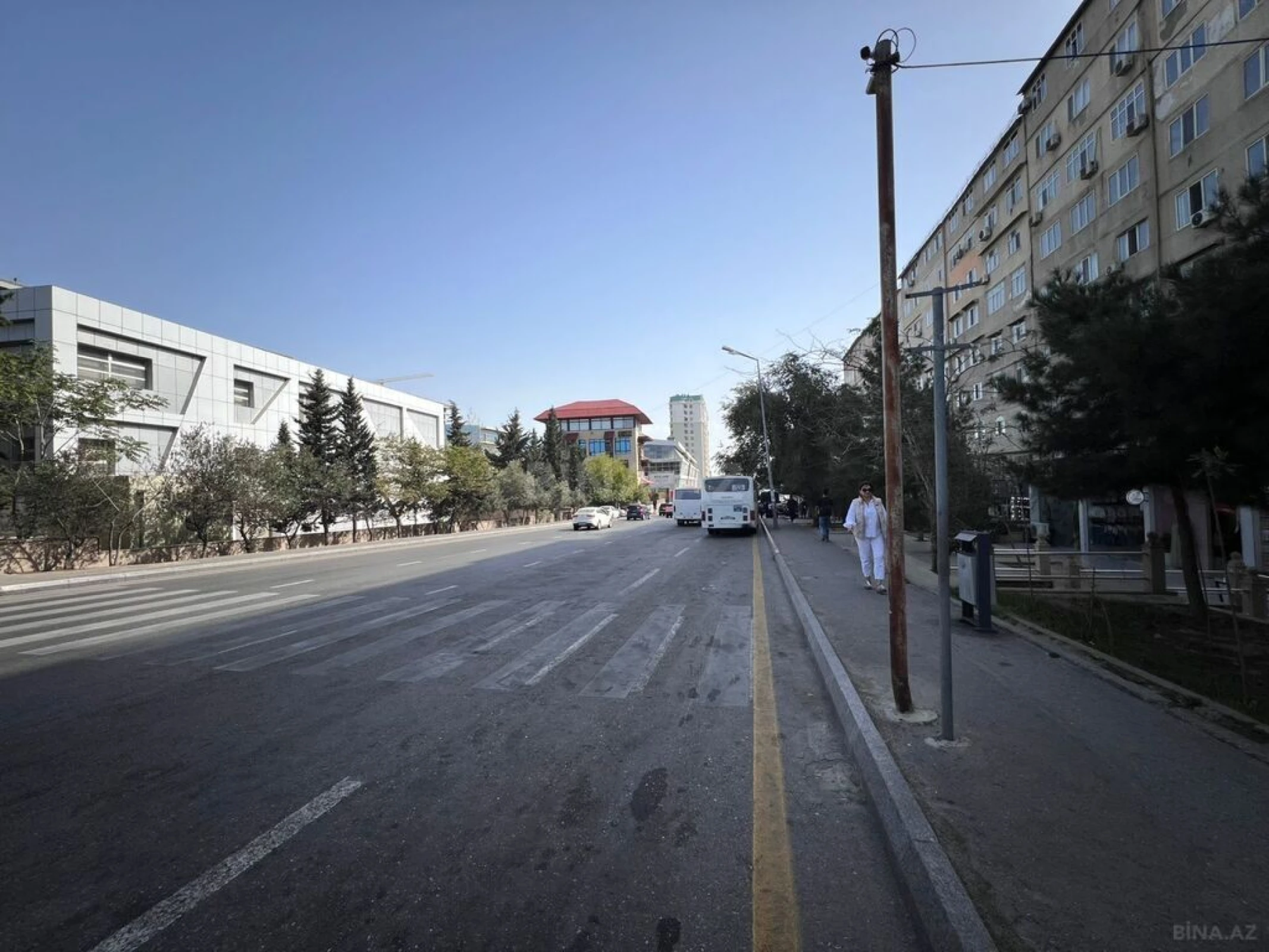 Satılır obyekt 260 m²