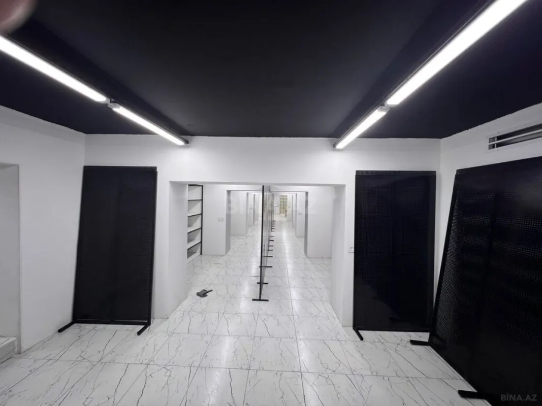 Satılır obyekt 260 m²