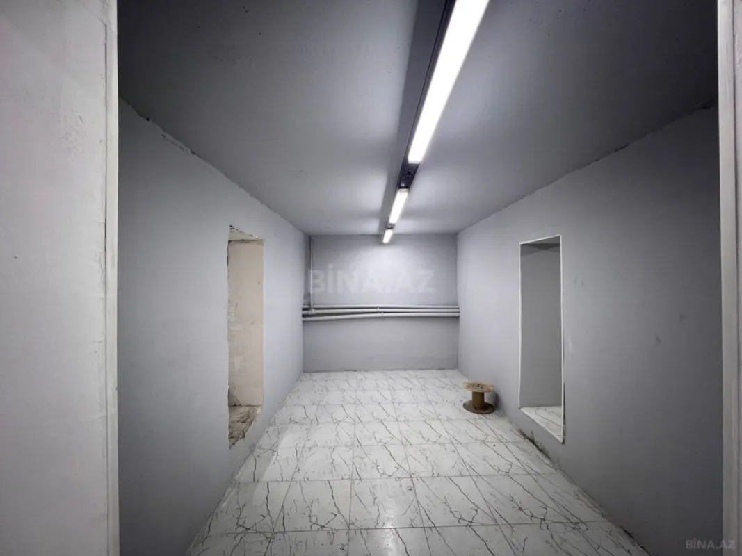 Satılır obyekt 260 m²