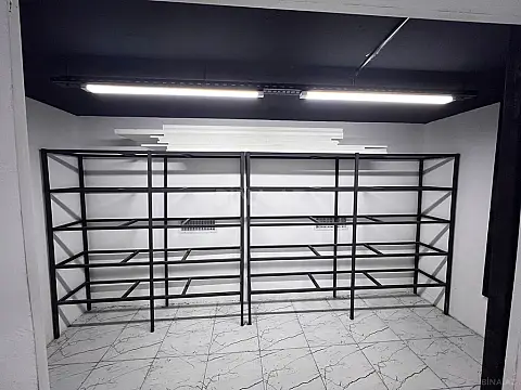 Satılır obyekt 260 m²