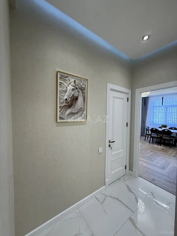 Kirayə verilir 2 otaqlı mənzil 70 m²