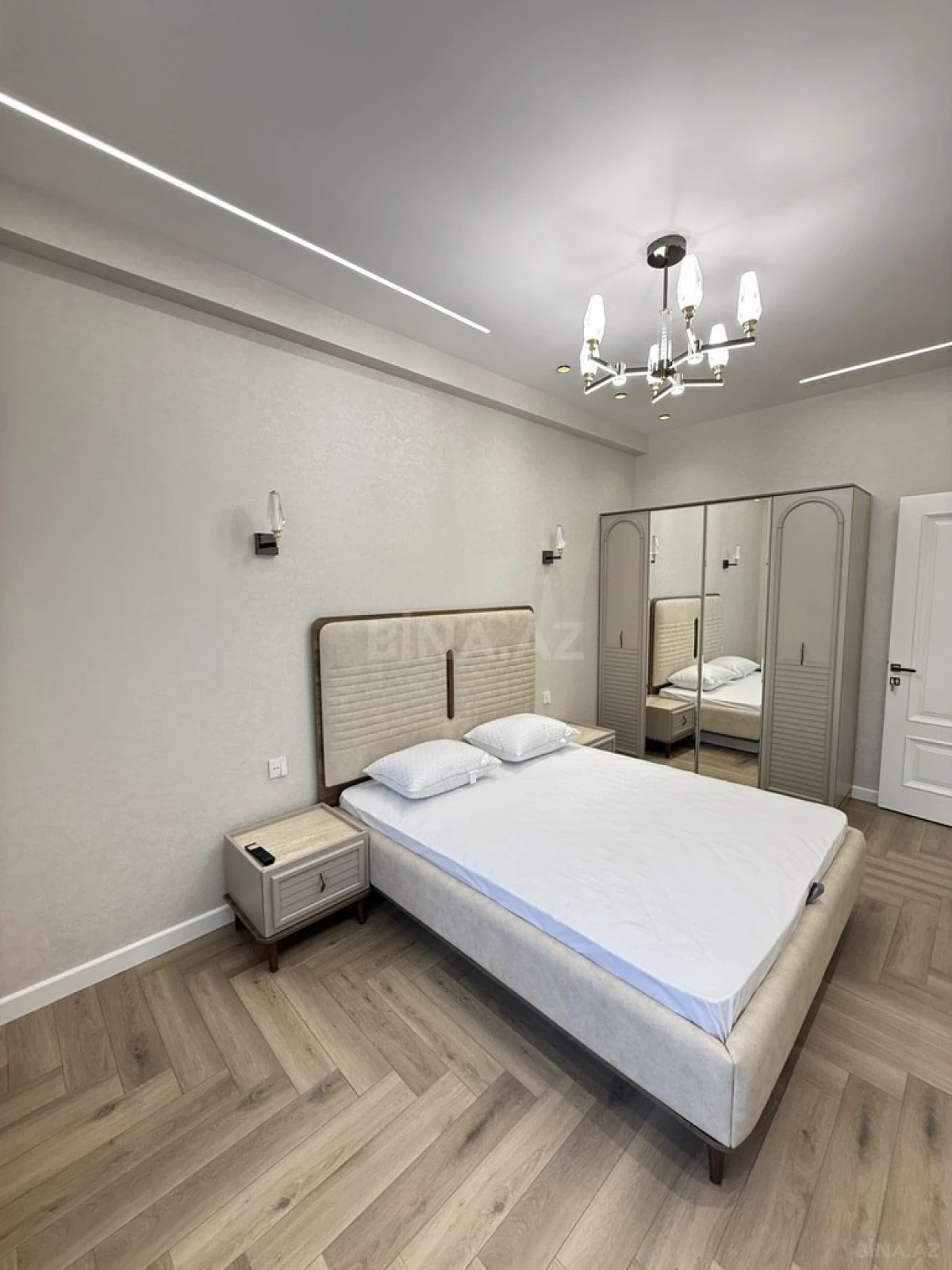 Kirayə verilir 2 otaqlı mənzil 70 m²