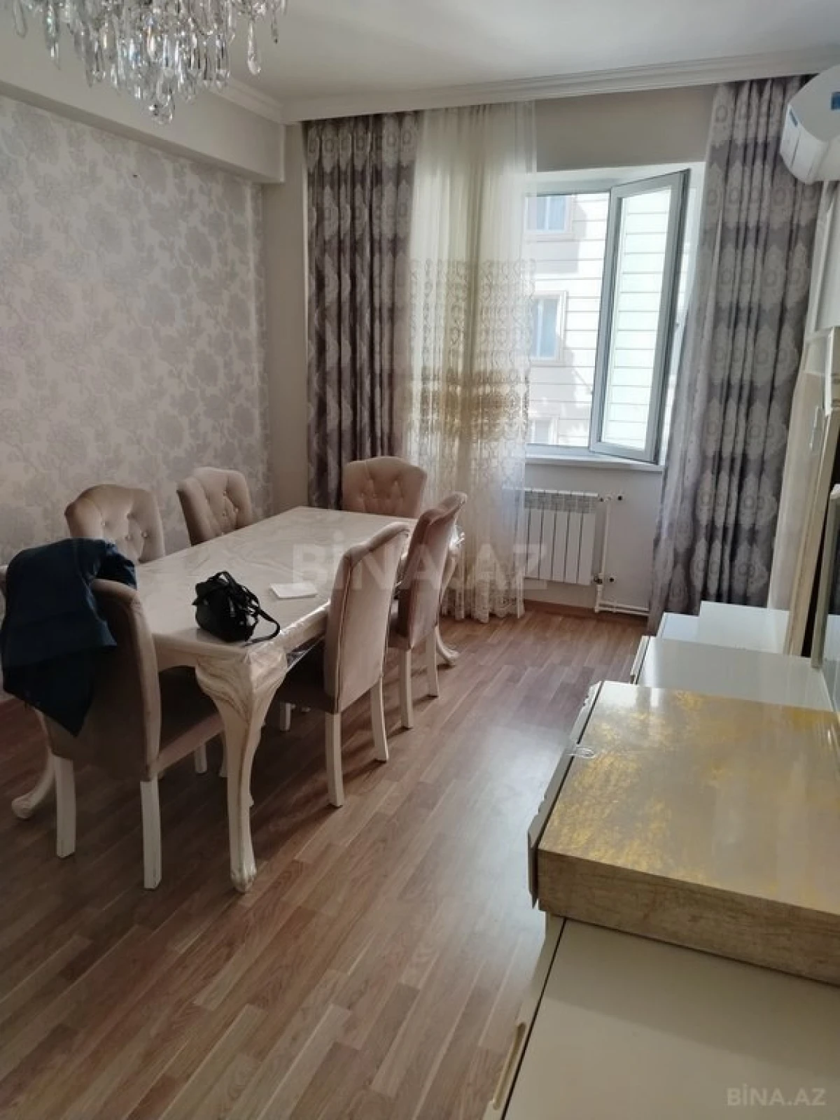 Kirayə verilir 2 otaqlı mənzil 64 m²