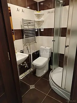 Kirayə verilir 2 otaqlı mənzil 64 m²