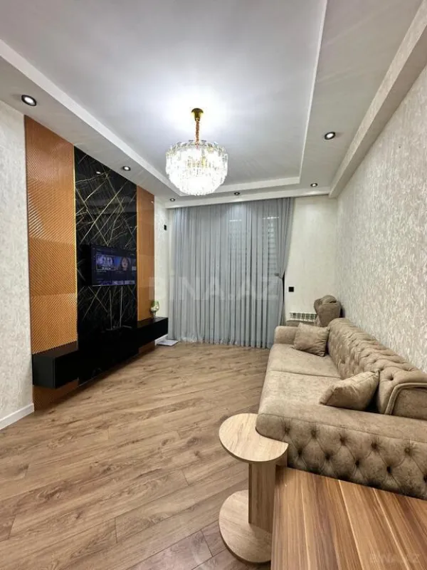 Satılır 2 otaqlı mənzil 55 m²