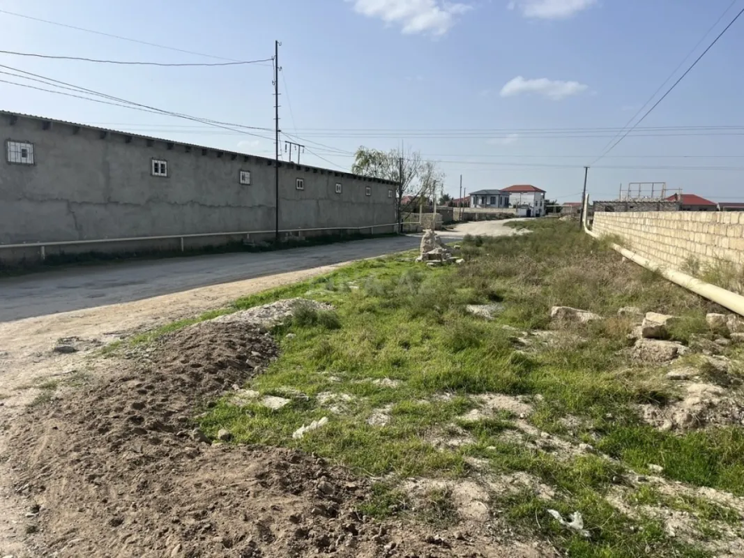 Satılır torpaq sahəsi 15 m²