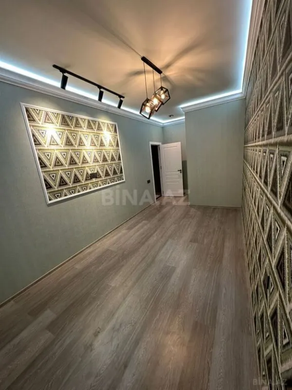 Satılır 2 otaqlı mənzil 90 m²