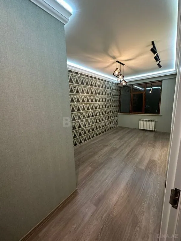 Satılır 2 otaqlı mənzil 90 m²