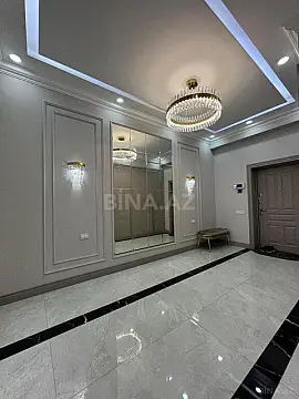 Satılır 3 otaqlı mənzil 135 m²