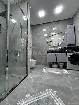 Satılır 3 otaqlı mənzil 135 m²