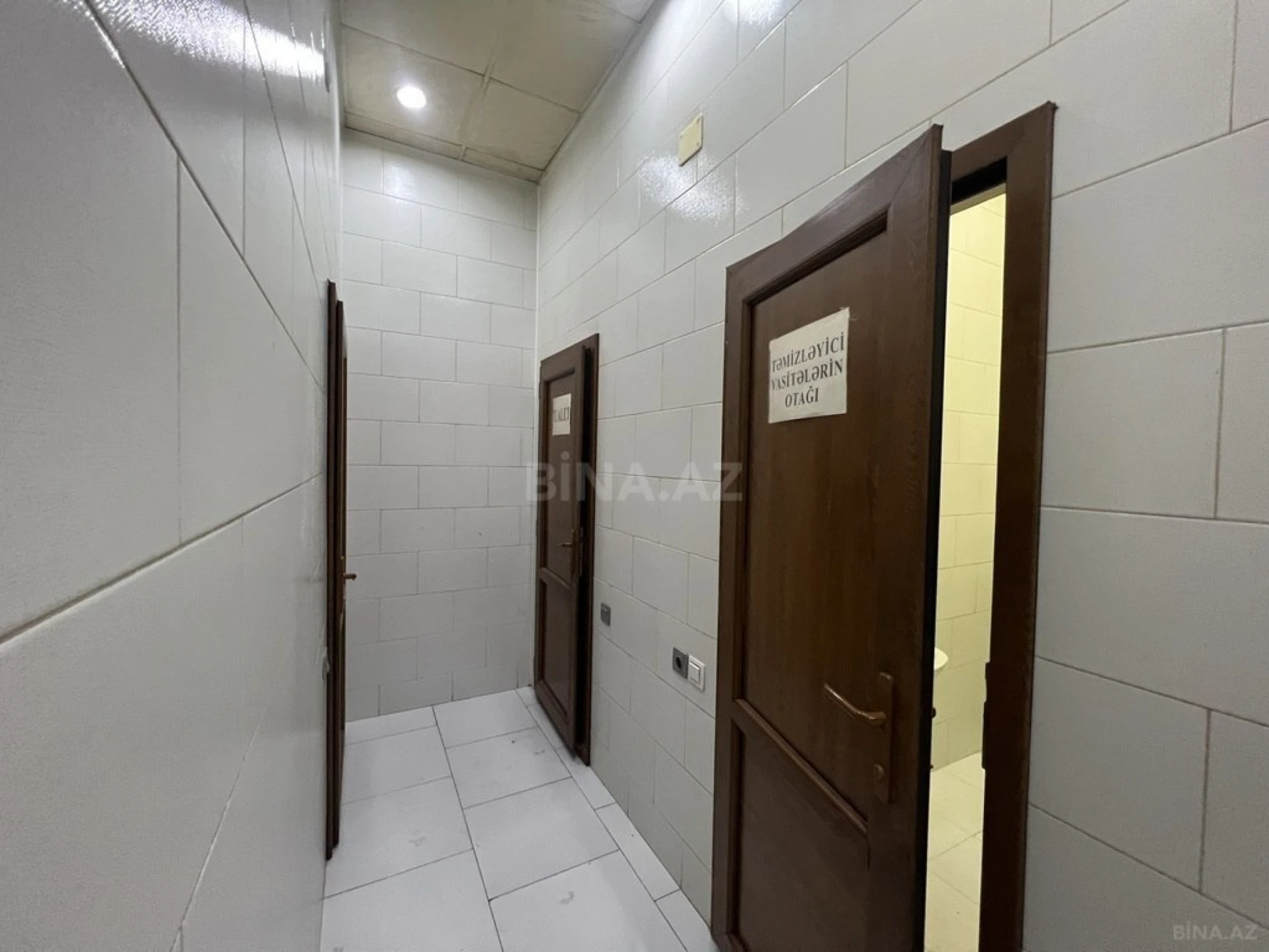 Satılır obyekt 410 m²