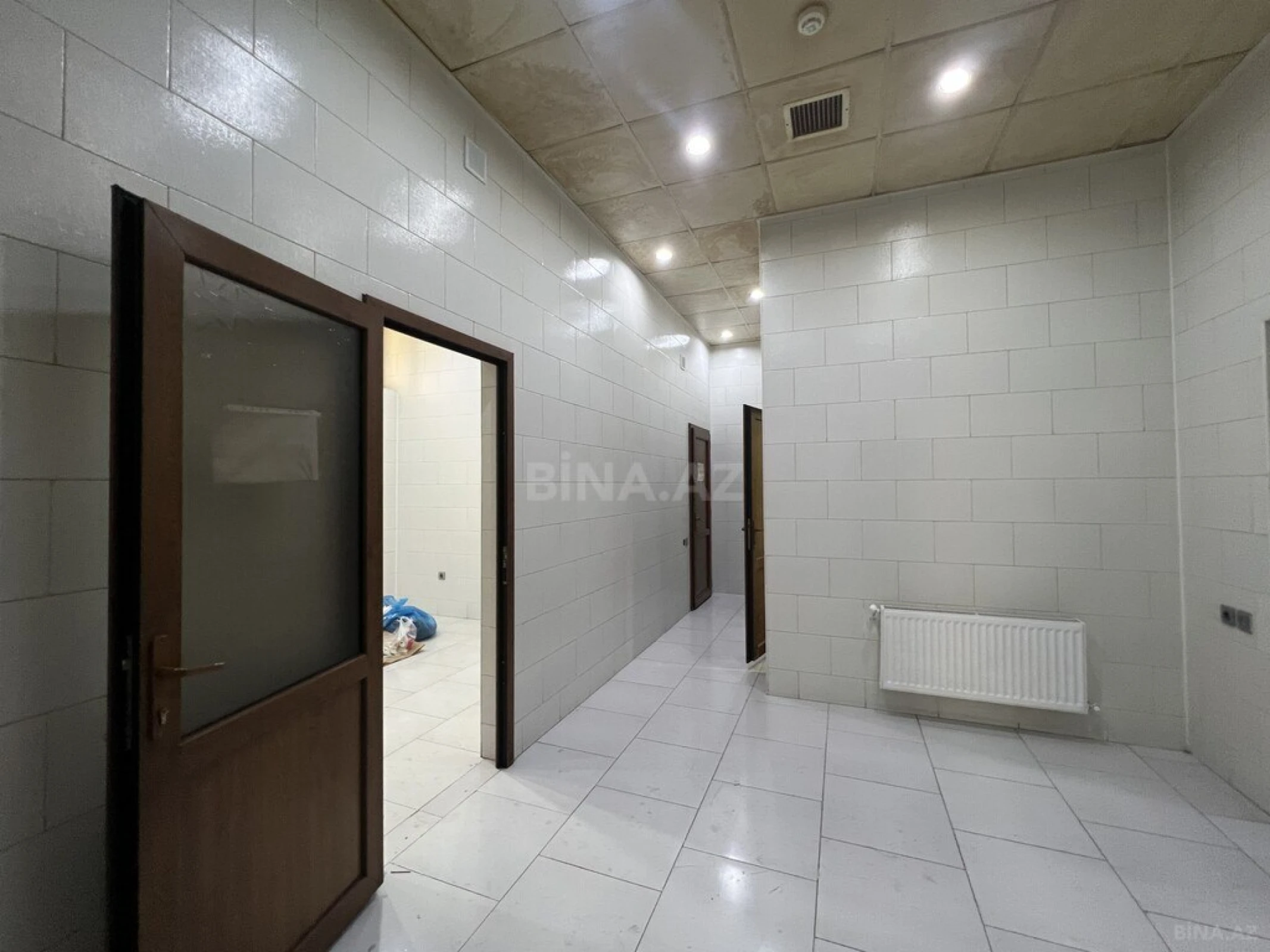 Satılır obyekt 410 m²