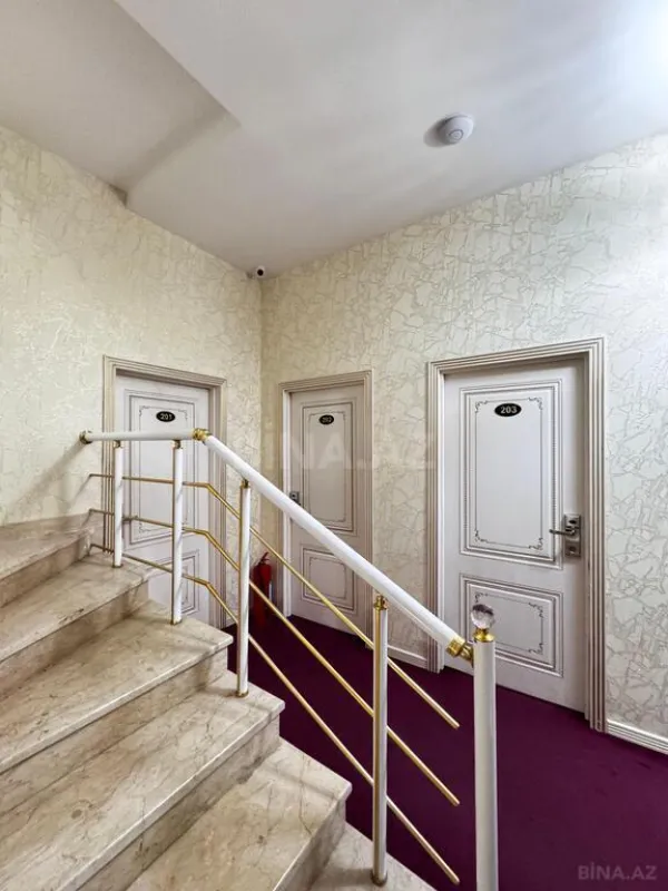 Satılır obyekt 350 m²