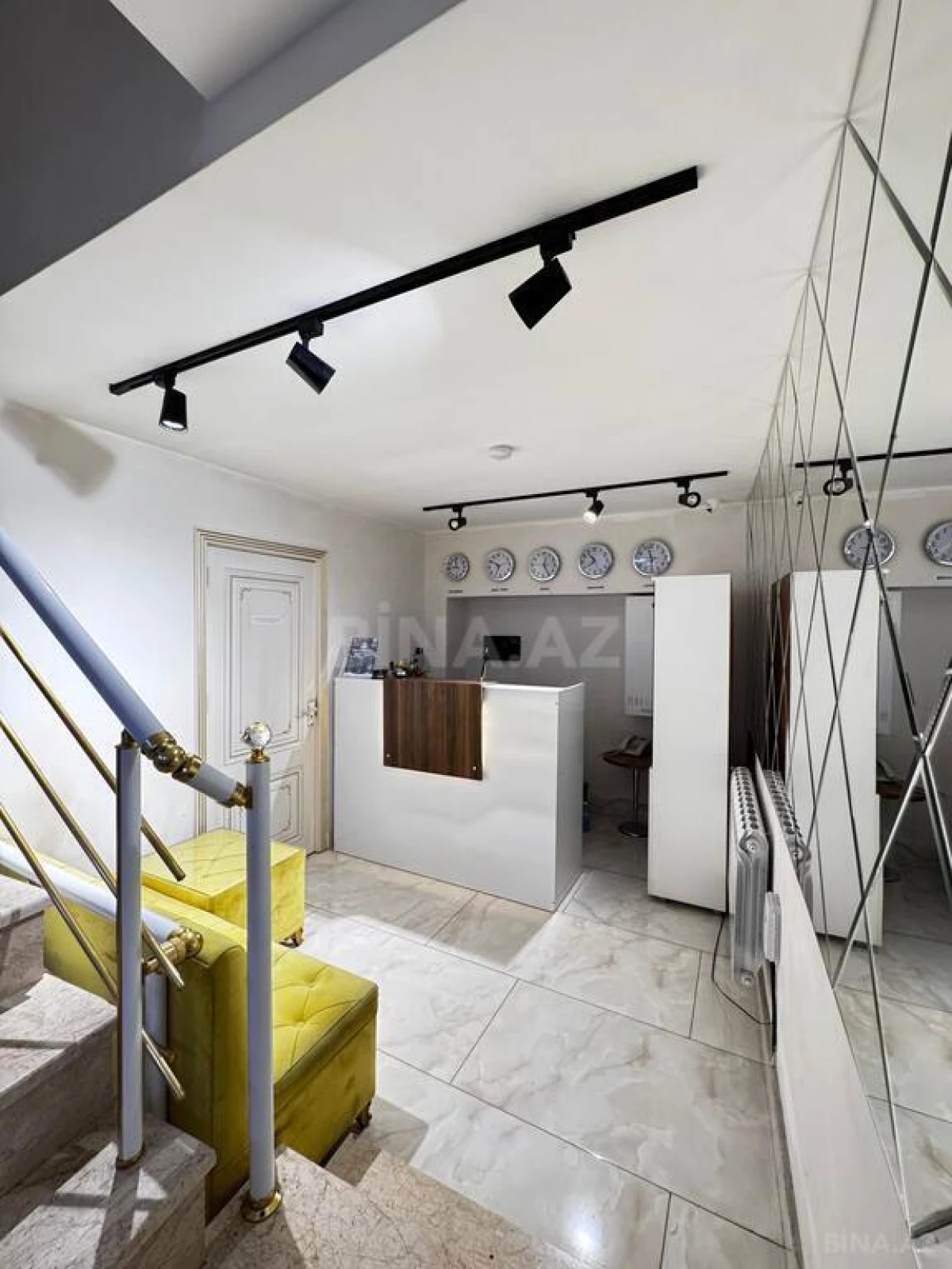 Satılır obyekt 350 m²