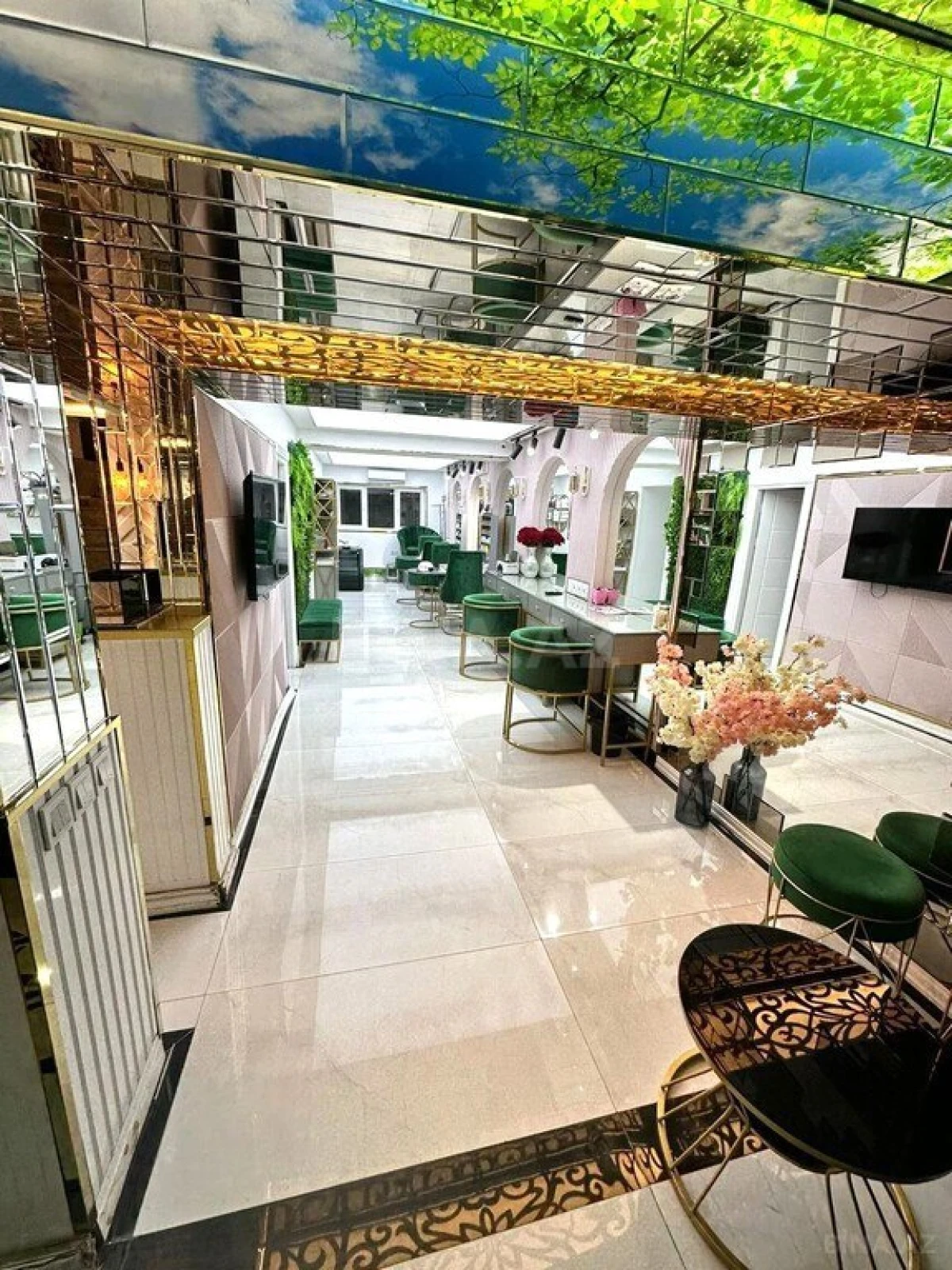 Satılır obyekt 80 m²