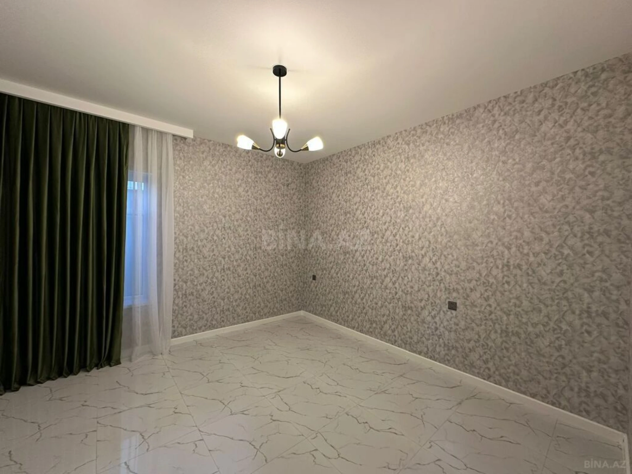 Satılır 4 otaqlı həyət evi 140 m²