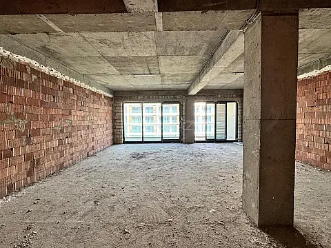 Satılır 2 otaqlı mənzil 99.6 m²