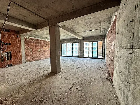 Satılır 2 otaqlı mənzil 99.6 m²