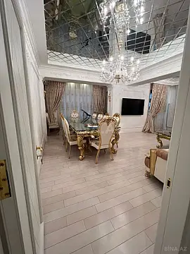 Satılır 4 otaqlı mənzil 181 m²