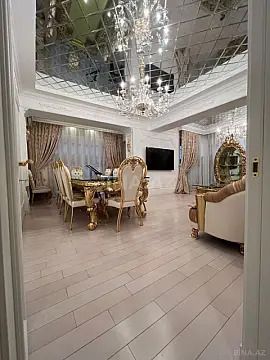 Satılır 4 otaqlı mənzil 181 m²