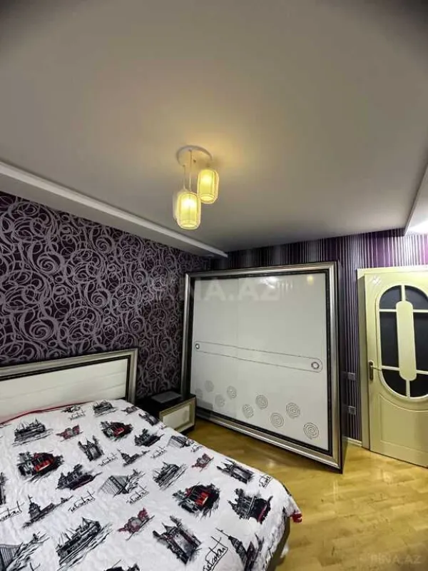 Satılır 4 otaqlı mənzil 127 m²