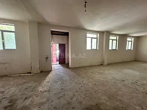 Satılır obyekt 317.6 m²