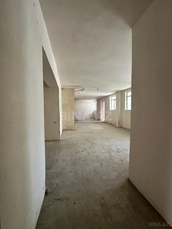Satılır obyekt 317.6 m²