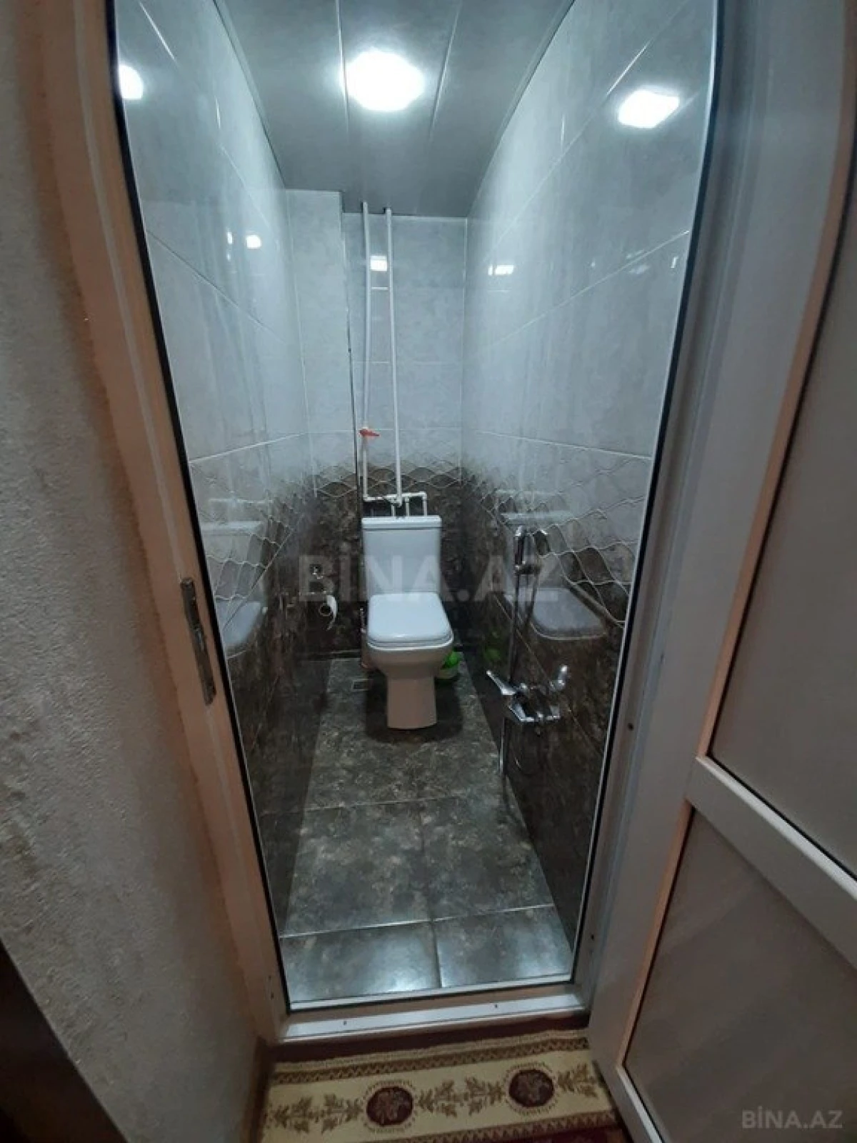 Satılır 4 otaqlı mənzil 105 m²
