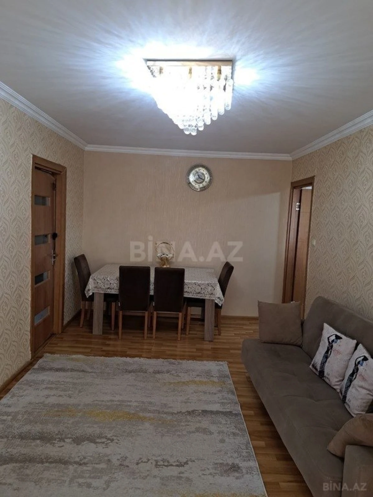 Satılır 2 otaqlı mənzil 60 m²