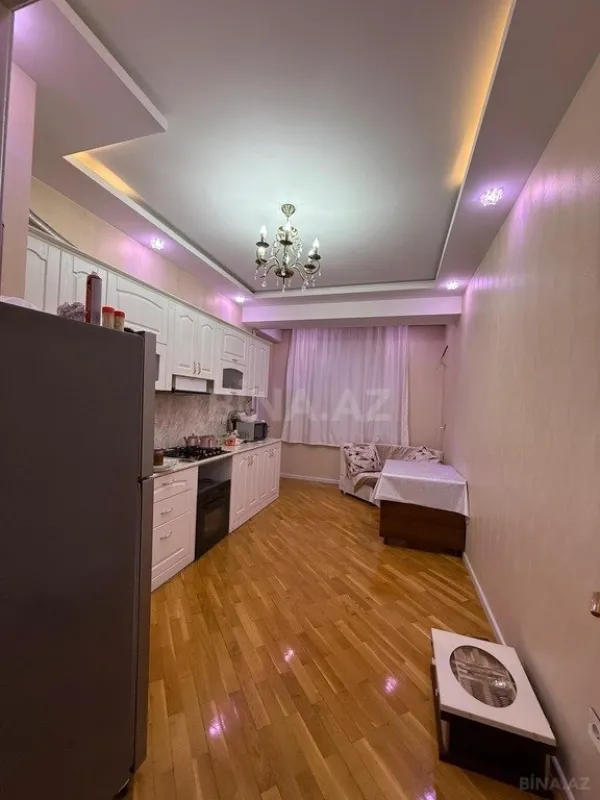 Satılır 2 otaqlı mənzil 90 m²