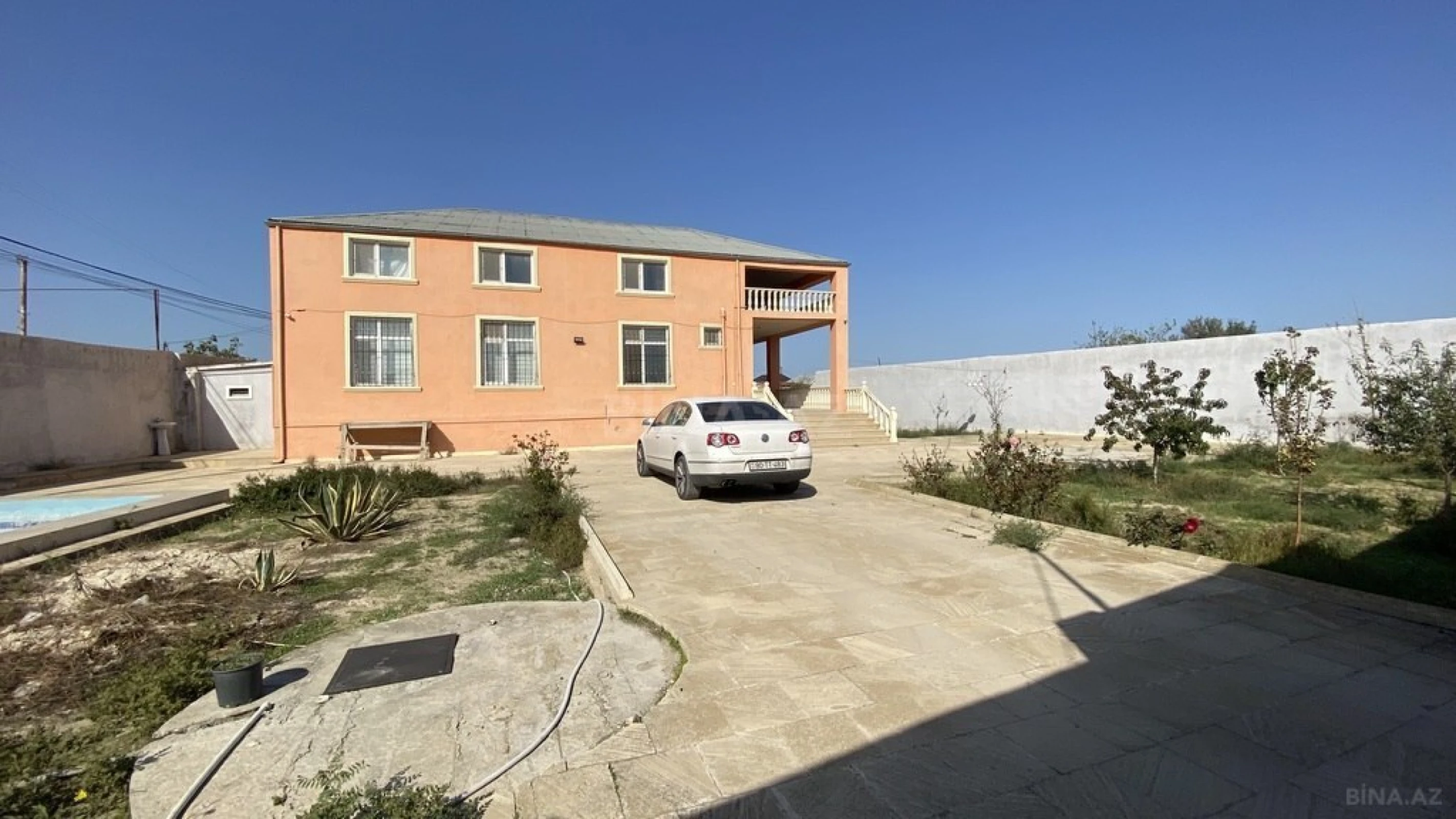 Satılır 6 otaqlı həyət evi 246.7 m²