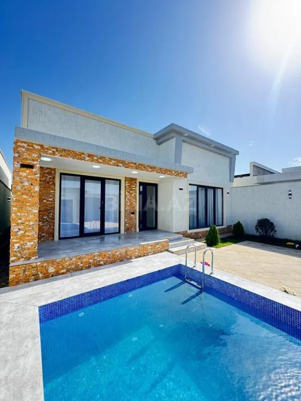 Satılır 4 otaqlı həyət evi 160 m²